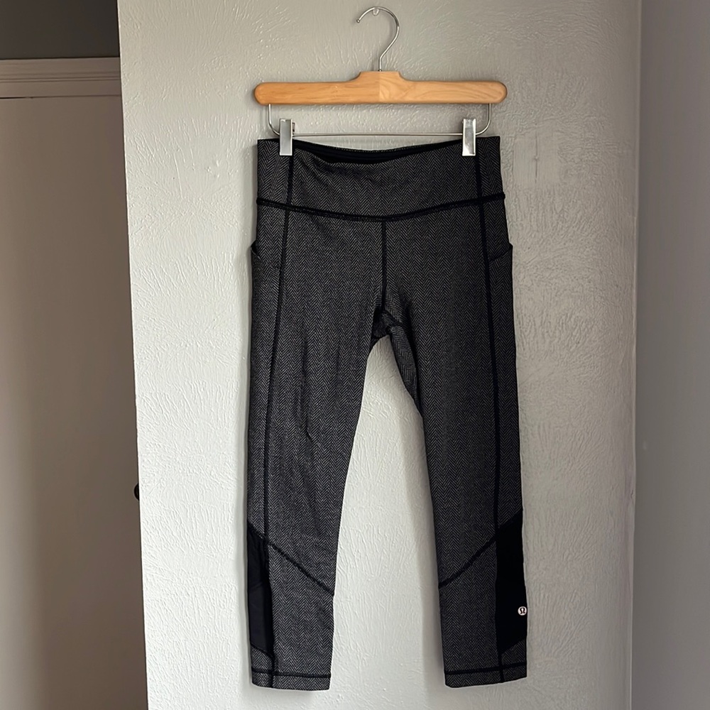 Lululemon Capri leggings